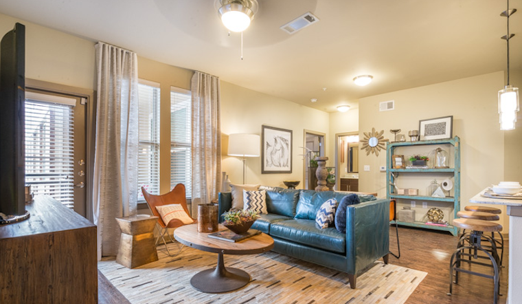 What does $1,000 rent you in Fort Worth?