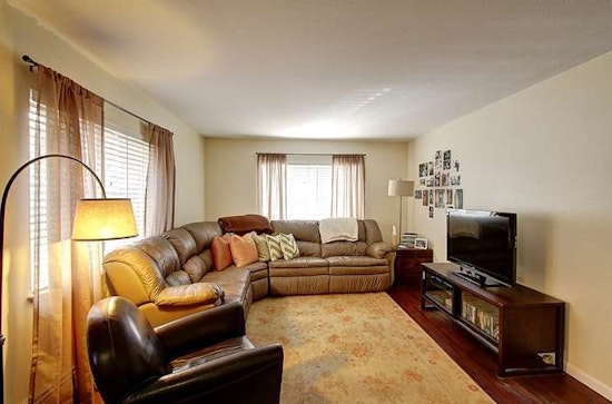 Check out today's cheapest rentals in Congress Park, Denver
