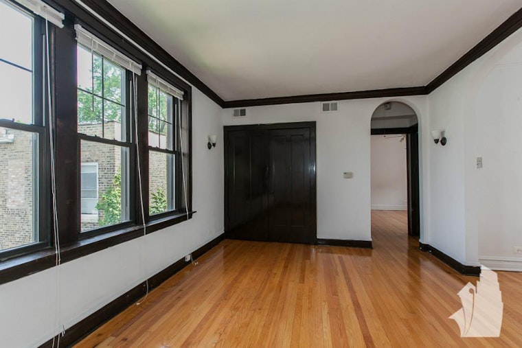 Renting in Lakeview: What will $1,400 get you?