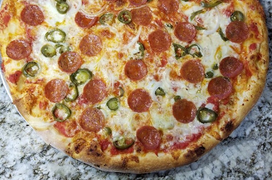 Salamone's Pizza makes its debut in Tacoma