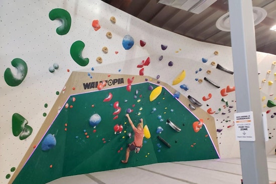 Scale that wall: Momentum Indoor Climbing now open in SoDo