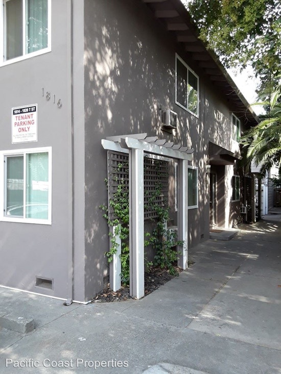 Renting in Midtown's Newton Booth: What will $1,300 get you?