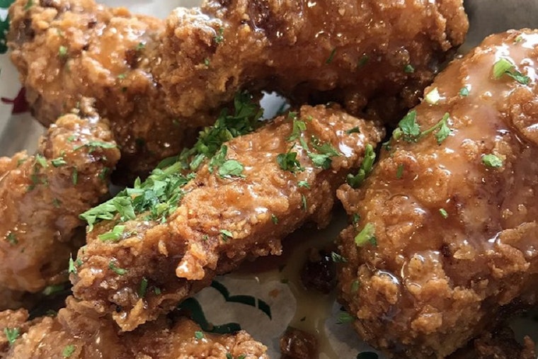 Jus Grill opens in the Museum District, with breakfast, burgers and more