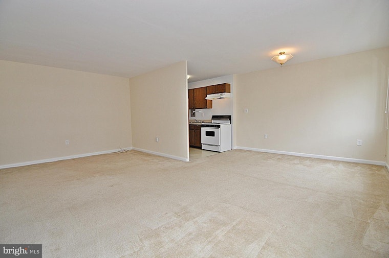 What's the cheapest rental available in Arlington, right now?