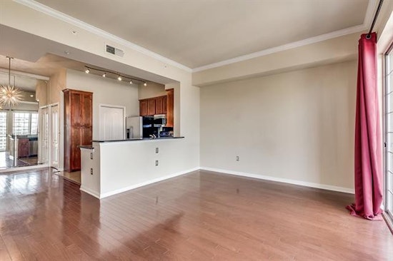 What does $1,500 rent you in Oak Lawn?