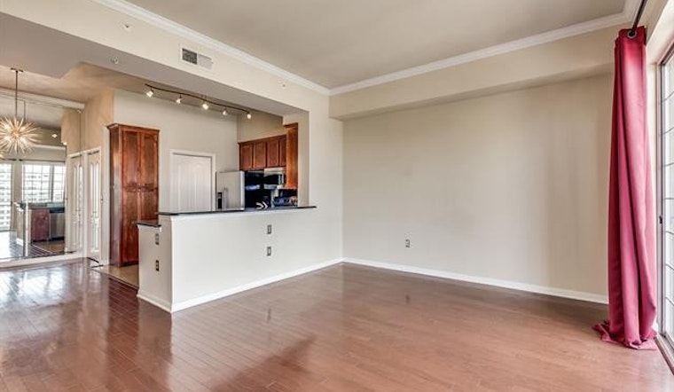 What does $1,500 rent you in Oak Lawn?