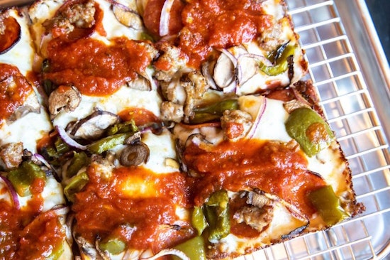 Union Full Board brings Detroit-style pizza, drinks and more to Wrigleyville