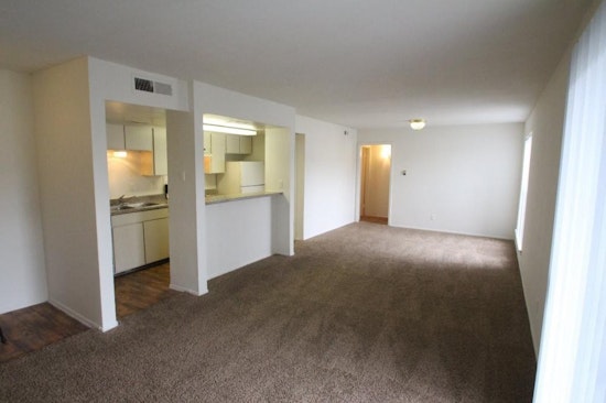 Explore today's cheapest rentals in Lake Highlands, Dallas