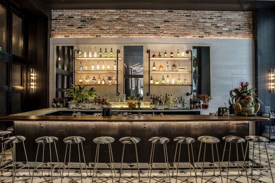Cocktail bar Jaguar Sun brings Italian bites and booze to downtown Miami