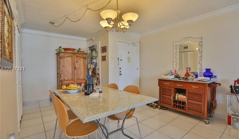 Check out today's cheapest rentals in City Center, Miami Beach