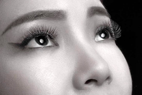 New F5lash Studio offers eyelash extensions in southwest Anaheim