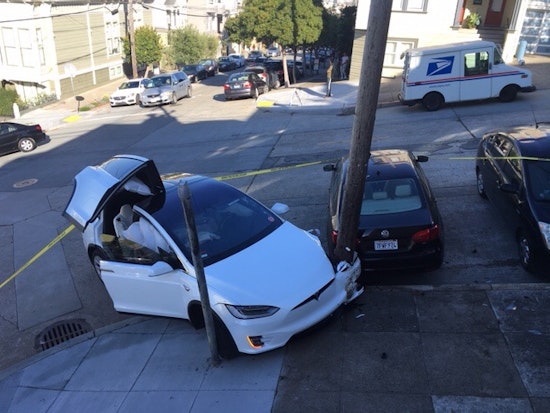 Tesla crashes into Castro utility pole, occupants flee scene [Updated]
