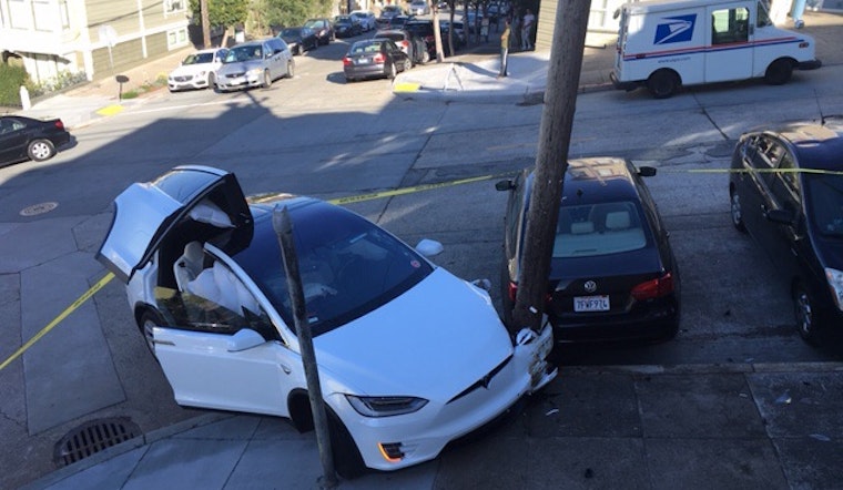 Tesla crashes into Castro utility pole, occupants flee scene [Updated]