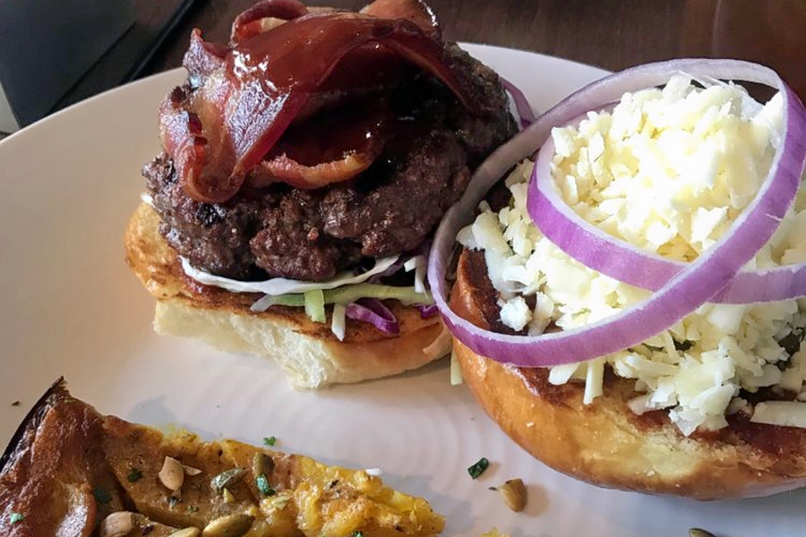 Cork & Pig Tavern debuts in Las Colinas