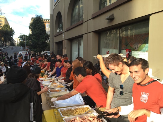 Behind The Scenes Of Mama G's, A Free Thanksgiving Dinner For SF's Neediest