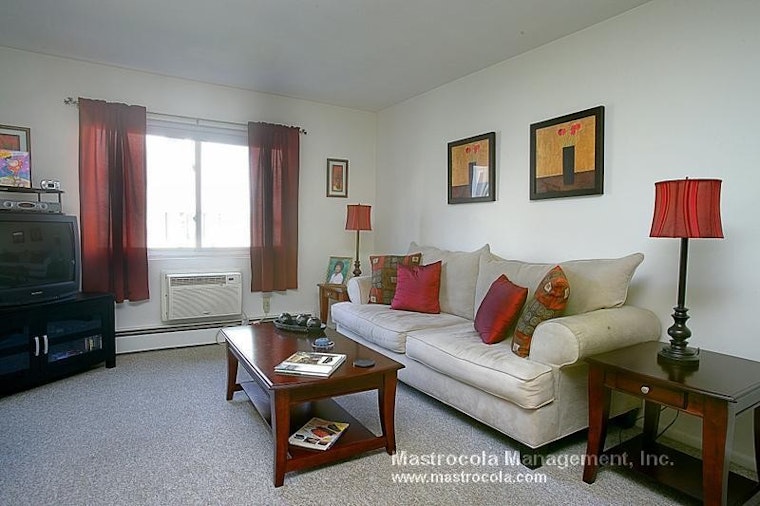 What will $1,700 rent you in Medford, right now?