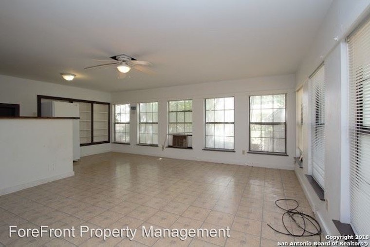 What does $600 rent you in San Antonio, today?