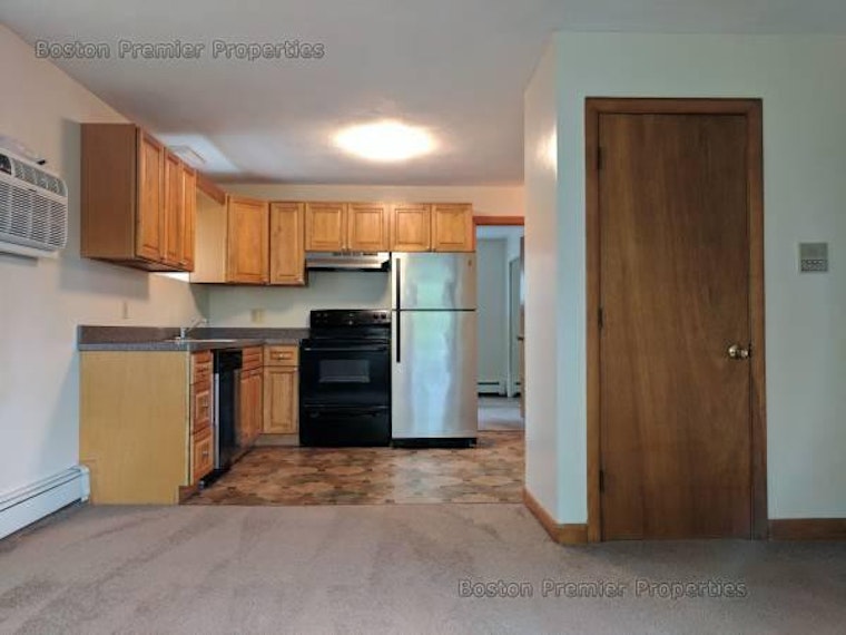 Explore today's cheapest rentals in Quincy