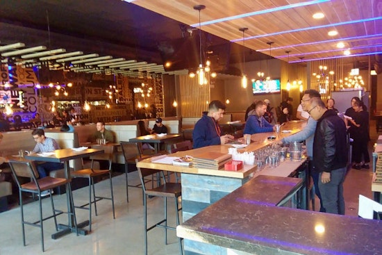 Bonchon brings fried chicken and Korean fare to Wicker Park