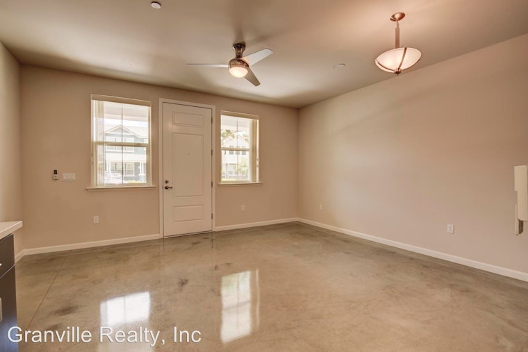 What does $900 rent you in Fresno, today?