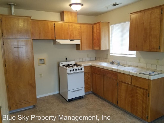What does $700 rent you in Porterville, today?