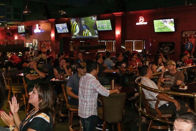 Batter up: Watch the World Series at one of Orange's top sports bars