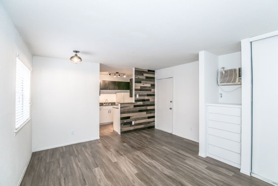 The cheapest apartment rentals in Downtown, right now