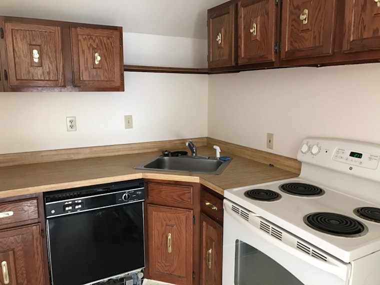 What does $900 rent you in Worcester, today?