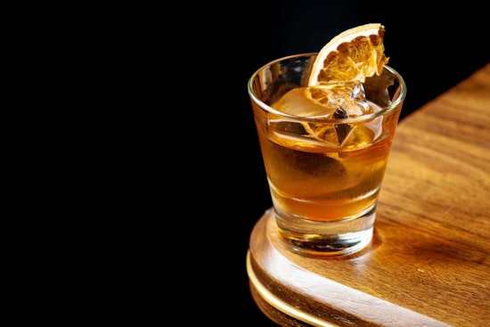 Downtown Los Angeles gets a new bar: The Streamliner