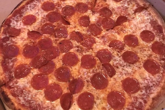 Chi's Pizza brings New York-style pies to Dilworth