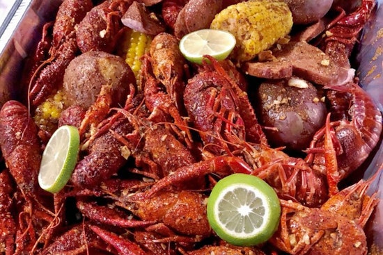 J&C Crab brings Cajun seafood to Worcester