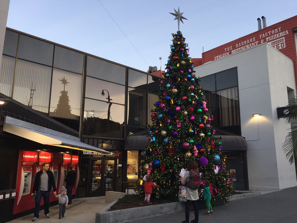 Castro Christmas Week Holiday Happenings In The Neighborhood