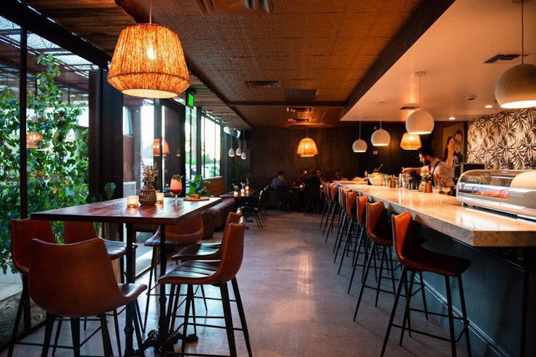 Phoenix gets a new sushi and cocktail bar: Across the Pond