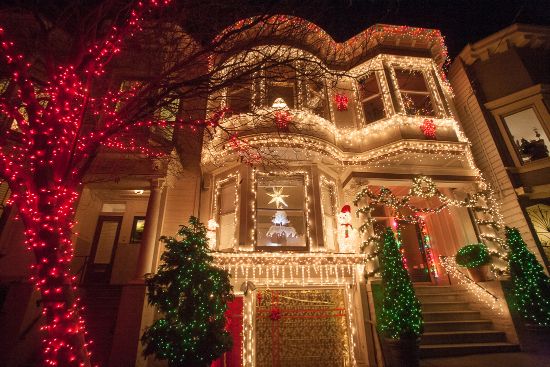 In Search Of San Francisco’s Best Holiday Displays 2015