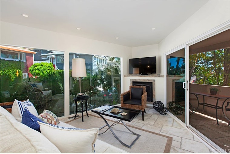 What will $2,500 rent you in Laguna Beach, right now?