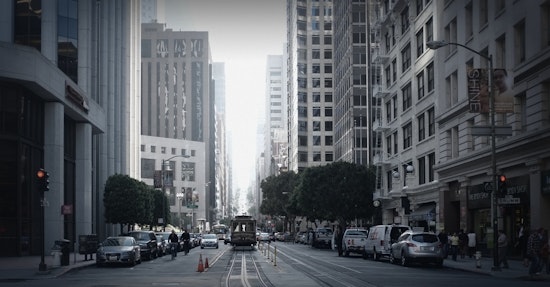 FiDi/North Beach Crime: Woman attacked and robbed by trio of men, suspects ram police vehicle, more