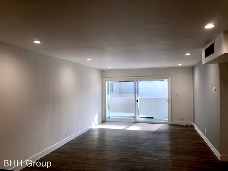 Renting in Beverly Hills: What will $2,700 get you?