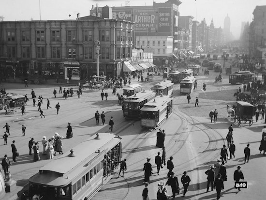 New Year's Rules, 1913: Dancing Until 6am Allowed, But Not Confetti