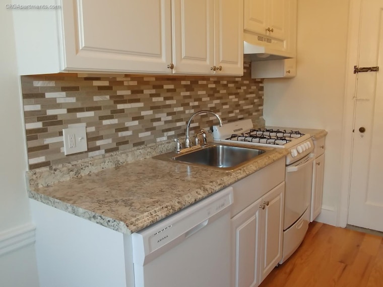What will $2,500 rent you in Mid-Cambridge, right now?