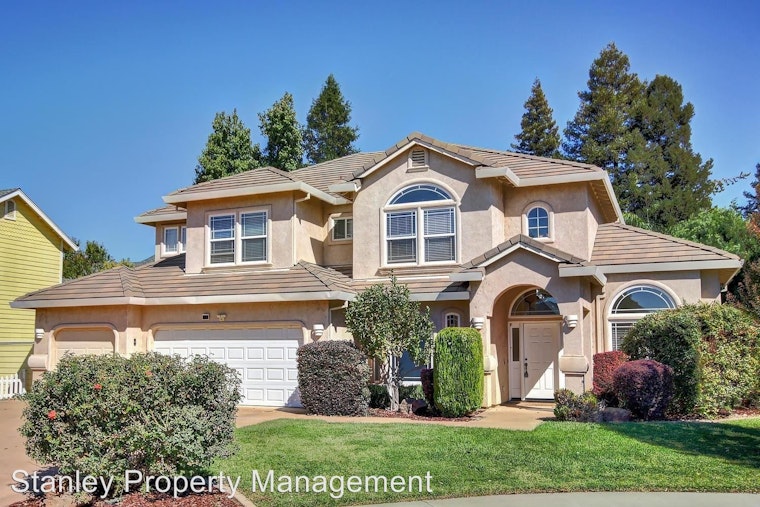 What's the most expensive residential rental listed in Elk Grove today?