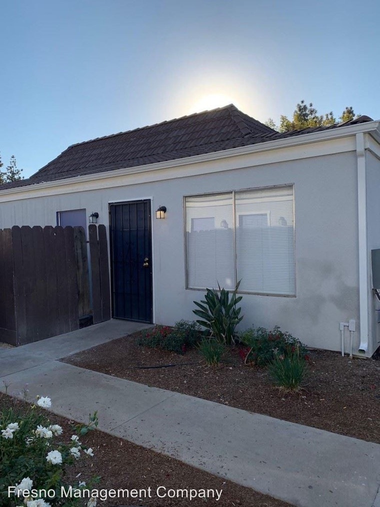 What does $1,000 rent you in Fresno, today?