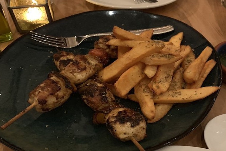 New Greek spot, Avli Taverna, debuts in Lincoln Park