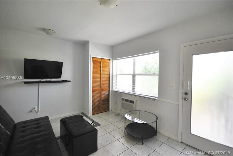 Explore today's cheapest rentals in South Pointe, Miami Beach