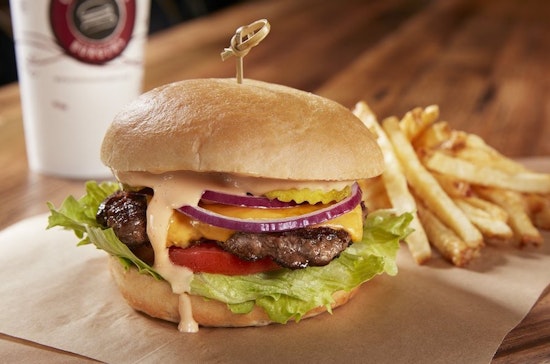 Burgers and more: What's trending on Phoenix's food scene?