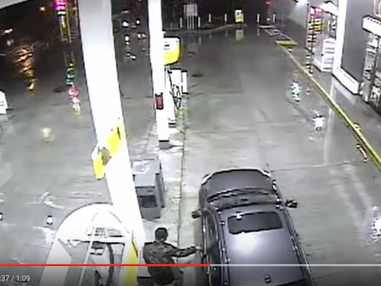 Video: Brazen Car Theft At 19th & Lincoln Gas Station