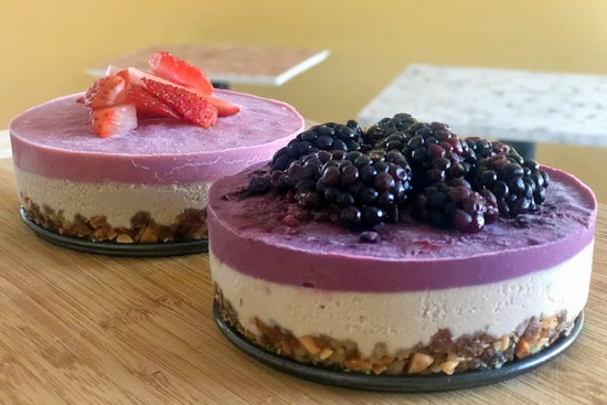 New vegan spot Leo's Superfood Bakery & Deli debuts in Lake Balboa