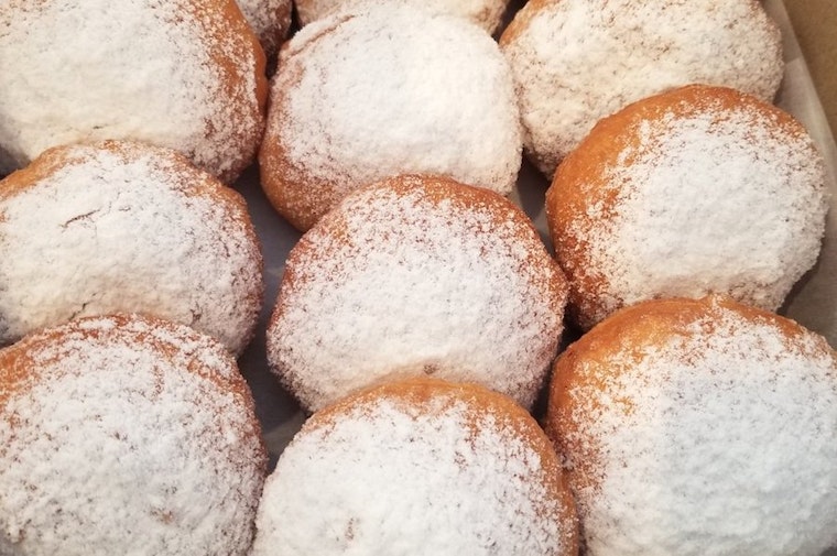 Diamond Sweets Cafe makes Tujunga debut, with pastries and Mediterranean barbecue