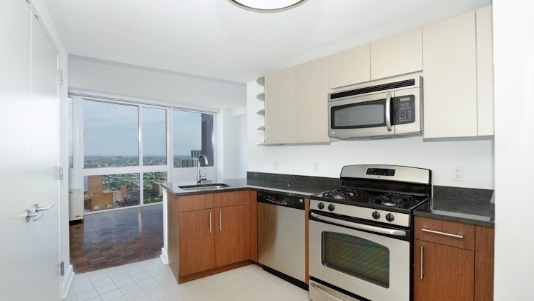 Renting in Downtown Brooklyn: What will $2,800 get you?