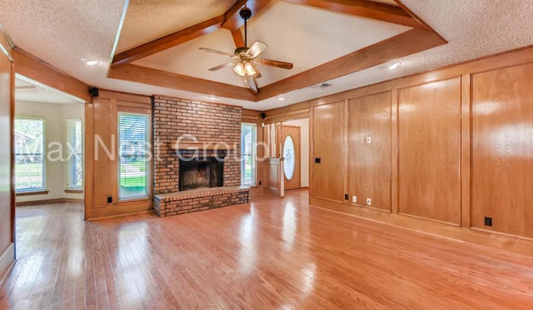 Garland's most luxurious residential rentals, revealed