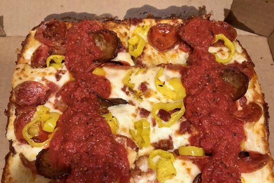 Find pizza and more at Clear Lake's new Space City Pizza